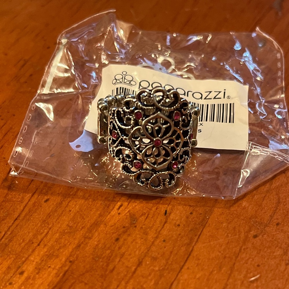 Paparazzi Rings 3/$12 - Picture 4 of 16